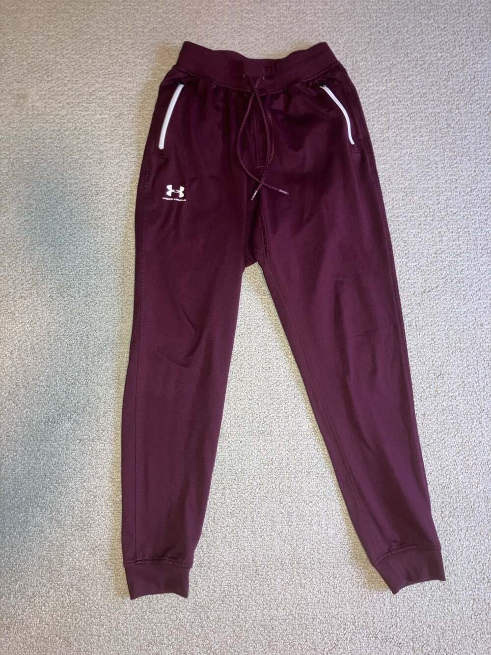 Under Armour Men's Command Warm-Up Jogger Pants in Maroon